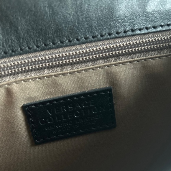 Versace Collecting Navy Genuine Leather Gold Chain Handbag Shoulder Bag - Picture 12 of 16